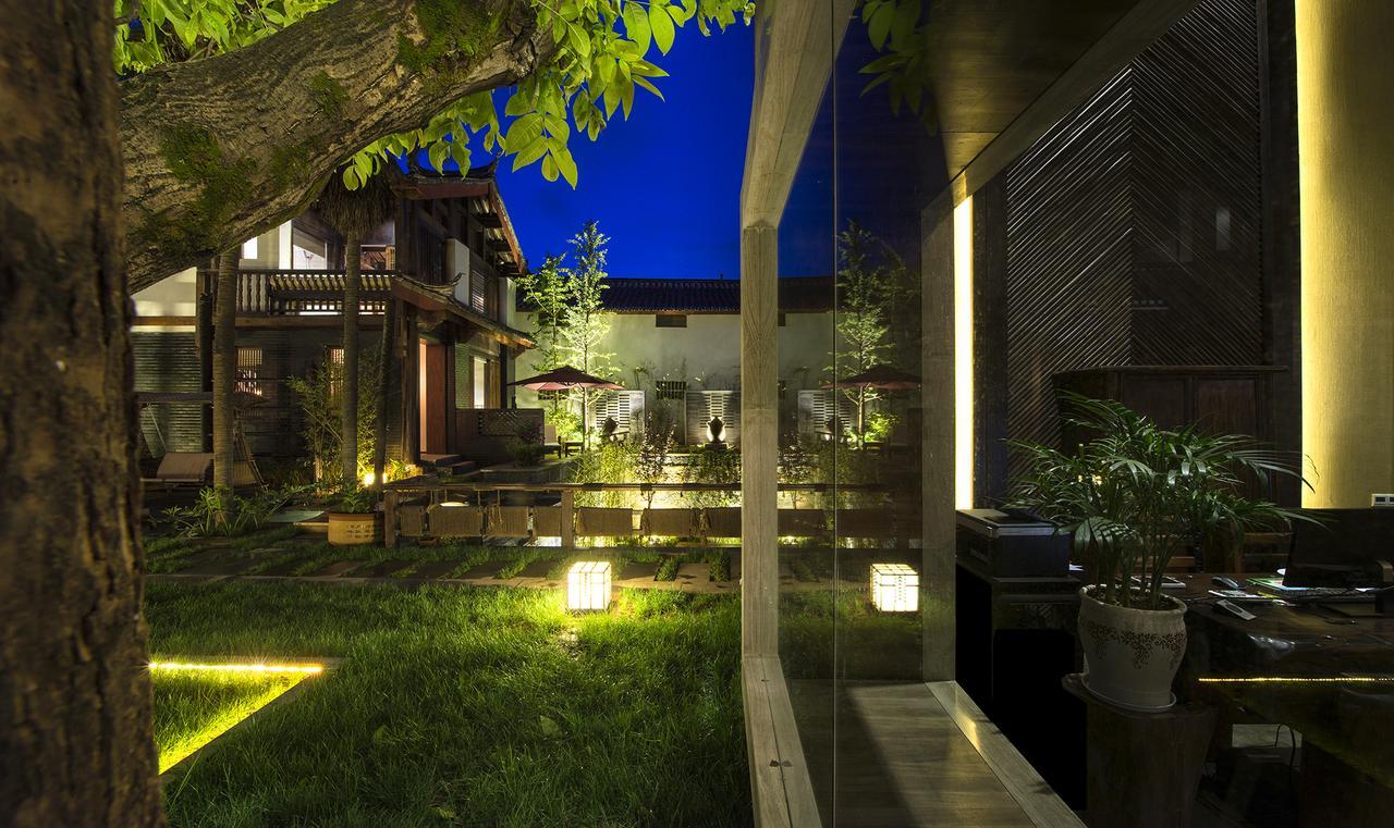 Lijiang Cheriton Hotel Exterior photo