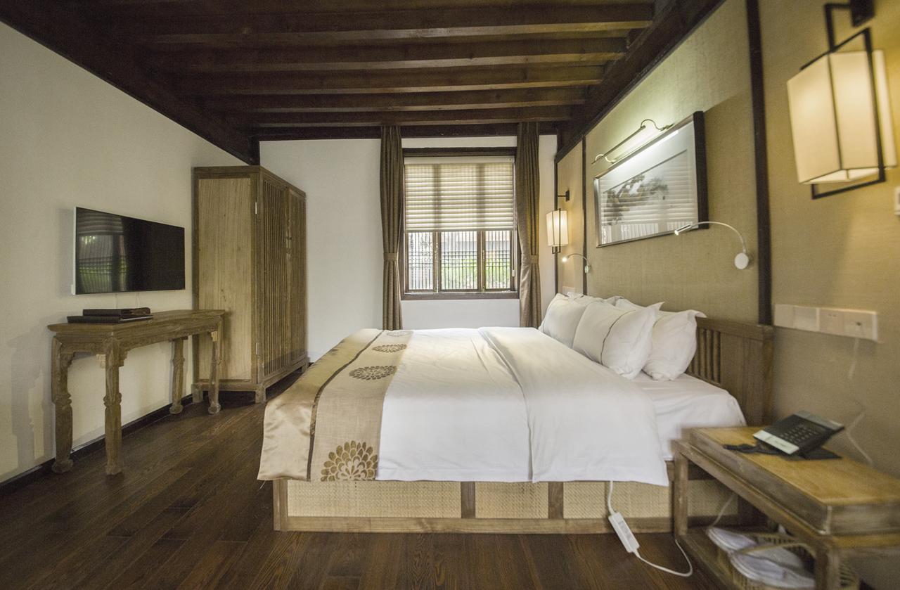 Lijiang Cheriton Hotel Exterior photo