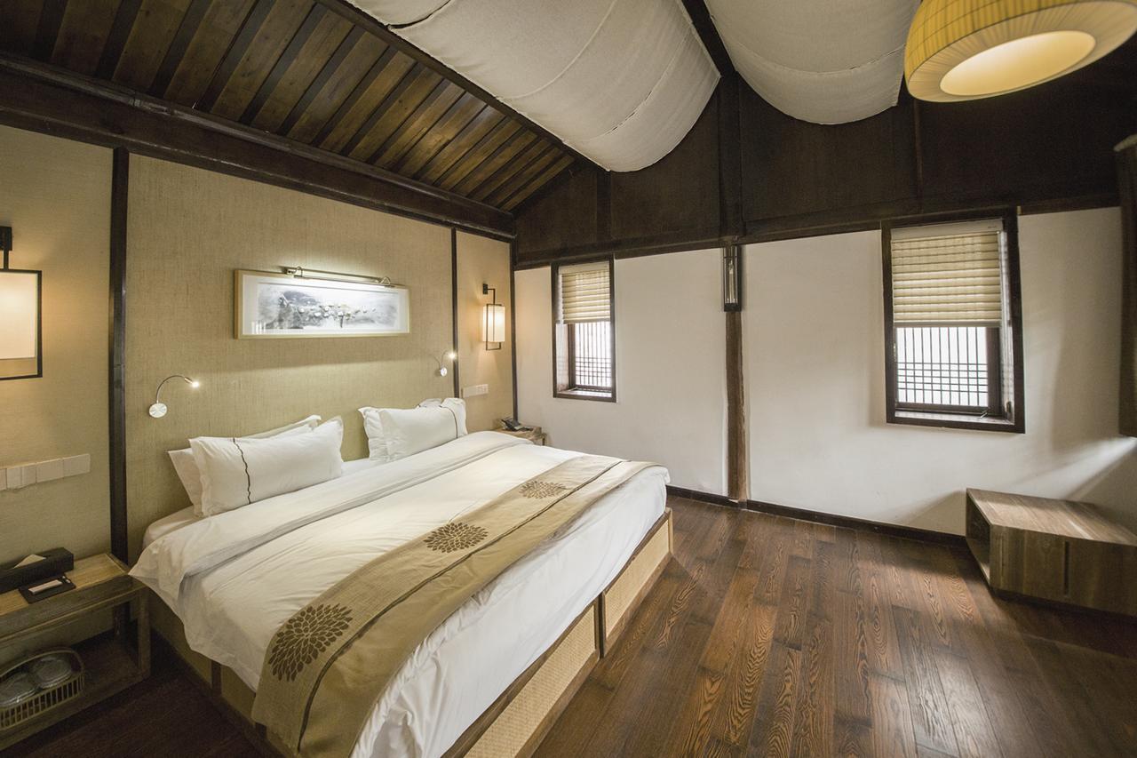 Lijiang Cheriton Hotel Exterior photo