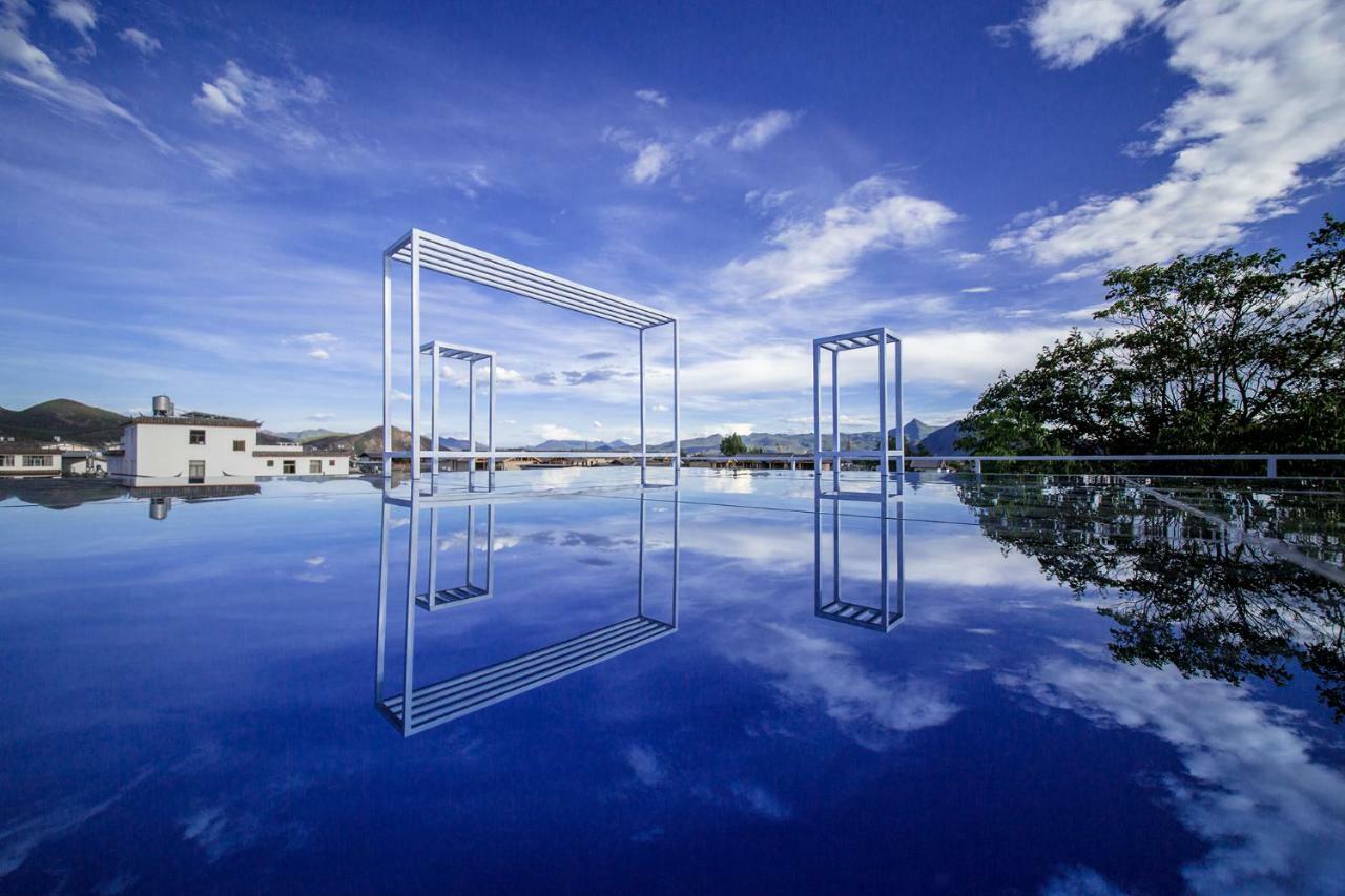 Lijiang Cheriton Hotel Exterior photo